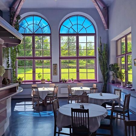 Hotel Melturi Zewnętrze zdjęcie